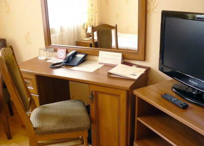 Optima Sumy Hotel ภายนอก รูปภาพ