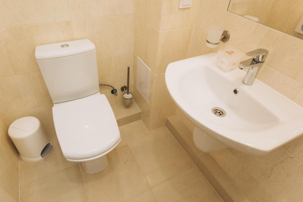 Optima Sumy Hotel ภายนอก รูปภาพ