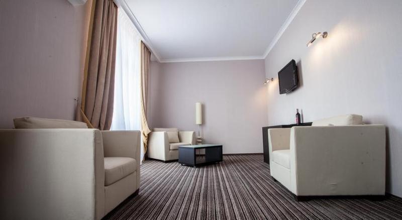 Optima Sumy Hotel ห้อง รูปภาพ