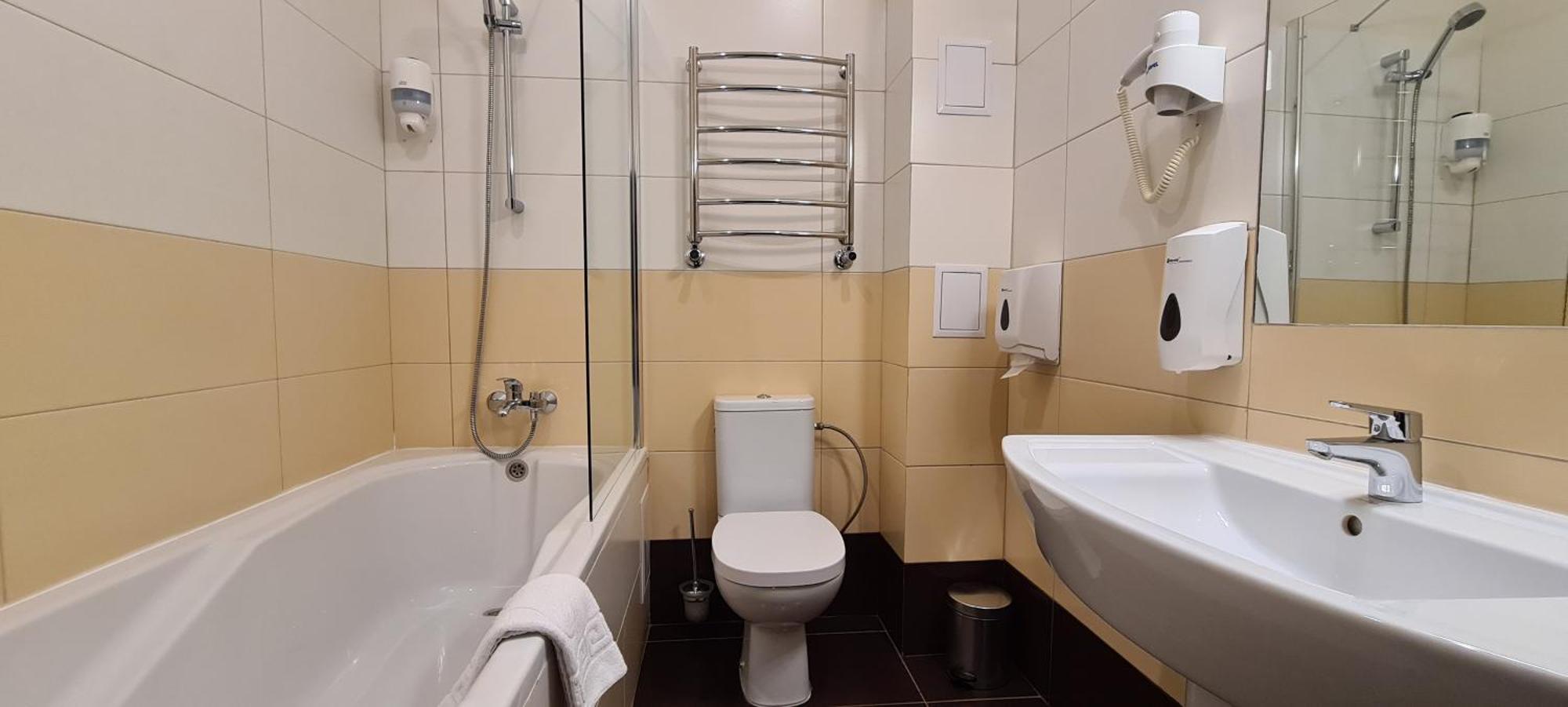 Optima Sumy Hotel ภายนอก รูปภาพ