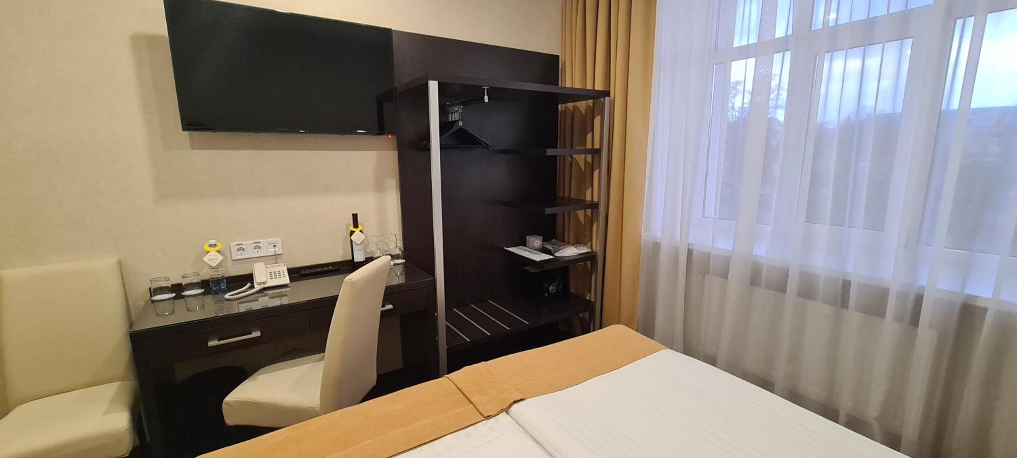 Optima Sumy Hotel ภายนอก รูปภาพ