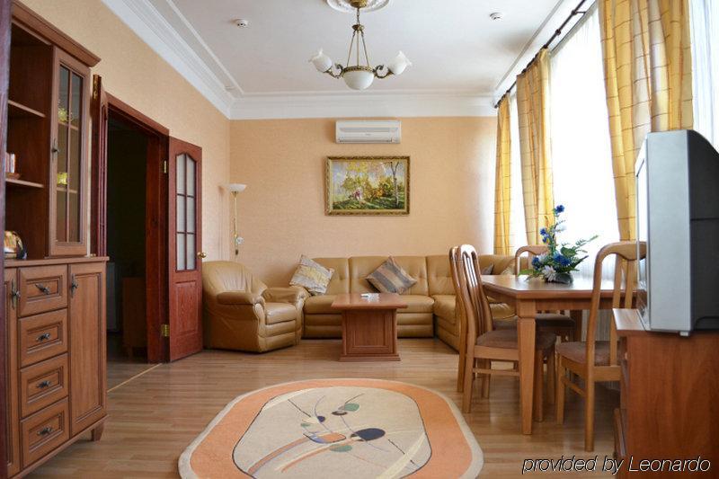 Optima Sumy Hotel ภายนอก รูปภาพ