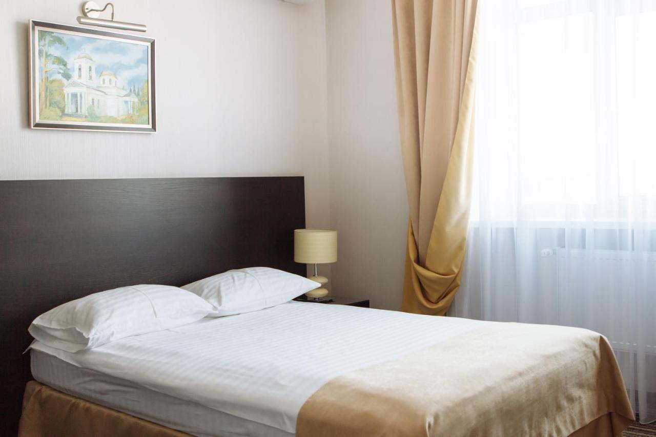 Optima Sumy Hotel ภายนอก รูปภาพ